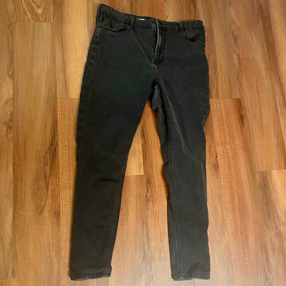 Old Navy WOW Super Skinny Black Jeans